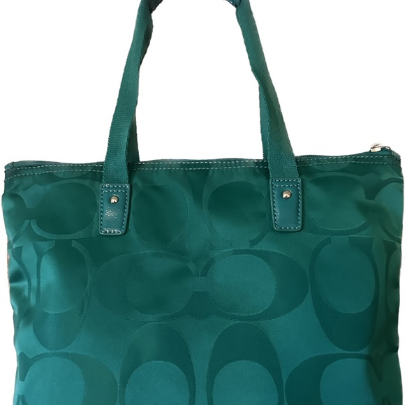 Coach - Picture 4 of 4